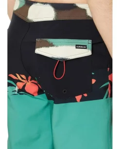 Quiksilver Activewear|Board Shorts<20" Surfsilk Panel Shorts Black