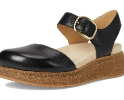 Dansko Flats<Brynlee Black