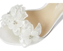 Blue by Betsey Johnson Heels|Sandals<Cali Ivory