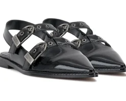 Vince Camuto Flats<Faye Black