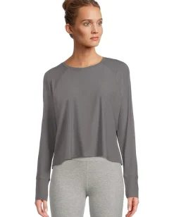 Activewear|Shirts & Tops|Beyond Yoga Featherweight Daydreamer Pullover True Gray Heather
