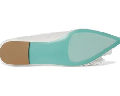 Blue by Betsey Johnson Flats<Gray Ivory