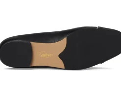 Trotters Harbor Black/White Best