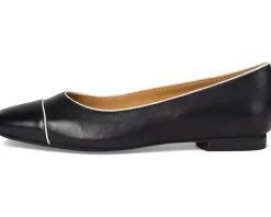 Trotters Harbor Black/White Best