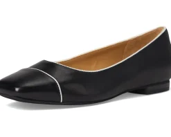 Trotters Harbor Black/White Best