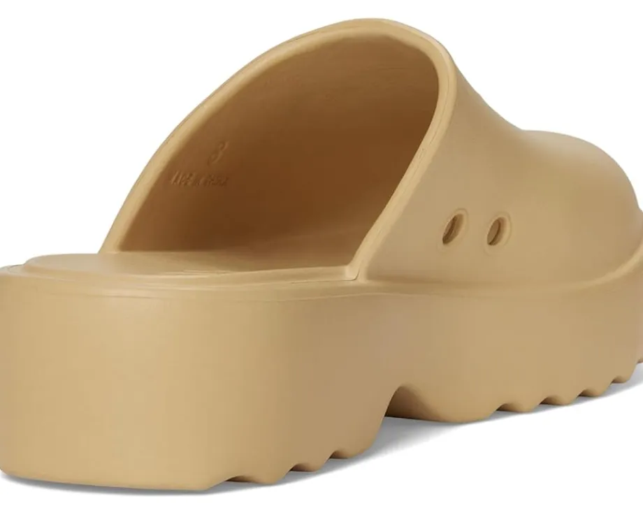 Roxy Flats<Maddy Natural