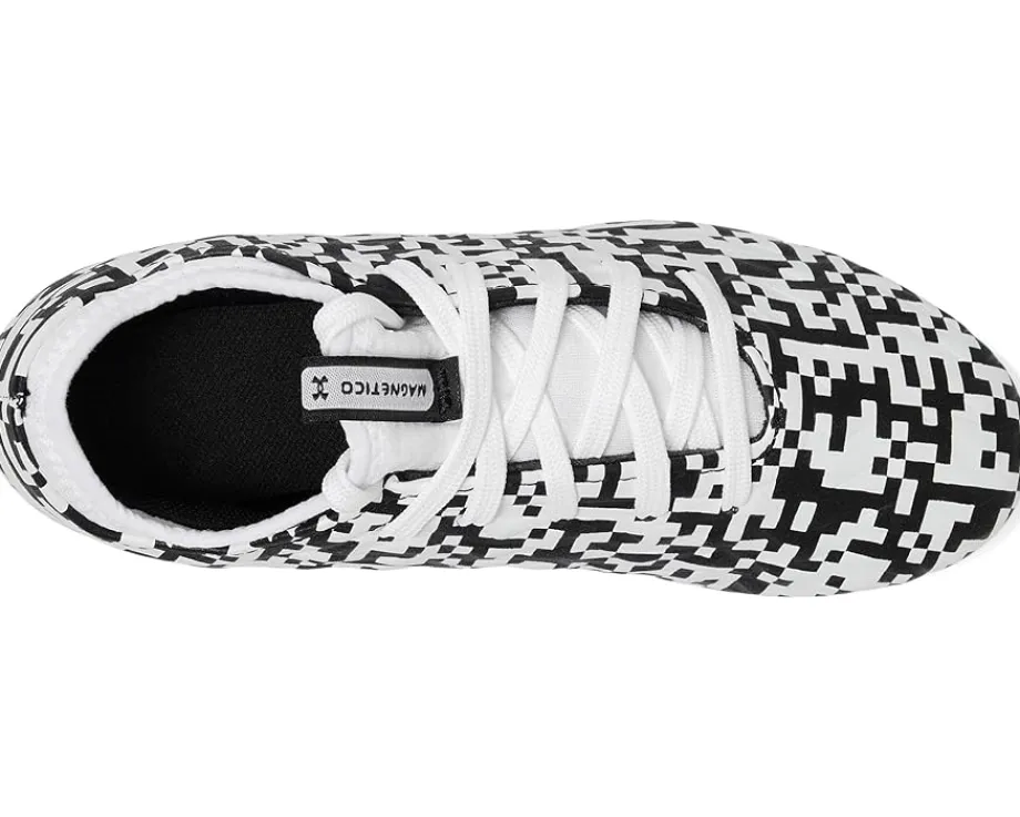 Under Armour Kids Shoes<Magnetico Select 5 Jr Soccer Cleats (Littile Kid/Big Kid) Black/White/Black