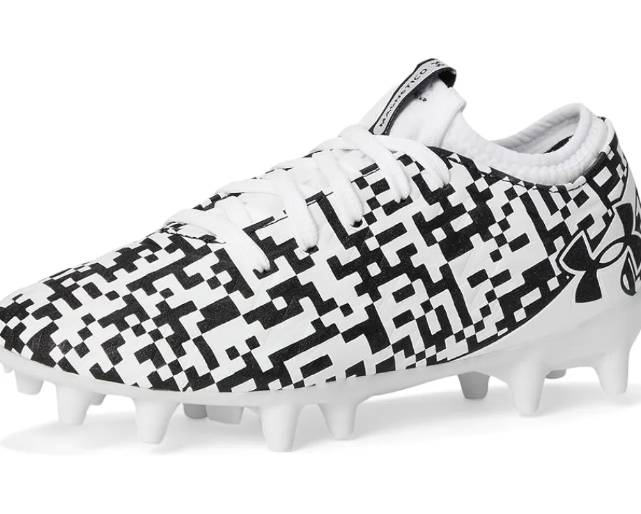 Under Armour Kids Shoes<Magnetico Select 5 Jr Soccer Cleats (Littile Kid/Big Kid) Black/White/Black