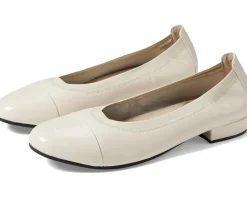 Flats|David Tate Nicole Bone