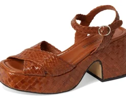 Women La Canadienne Pico