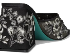 Blue by Betsey Johnson Roo Black Discount