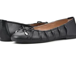 Flats|White Mountain Sakari Black