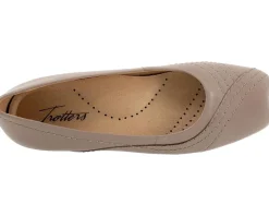 Trotters Flats<Sasha Stone