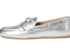 Stuart Weitzman Flats<Tinsley Moccasin Silver