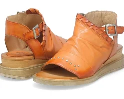 Miz Mooz Sandals|Sandals<Women's Corey