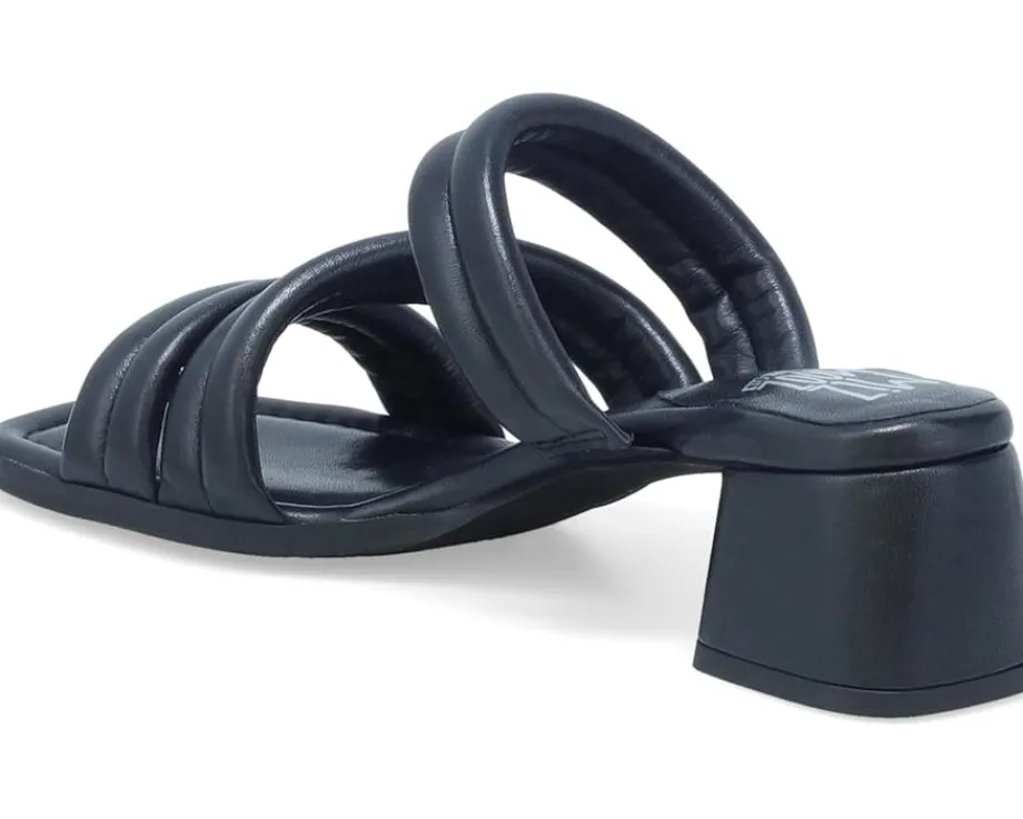 Miz Mooz Women's Oceana Hot